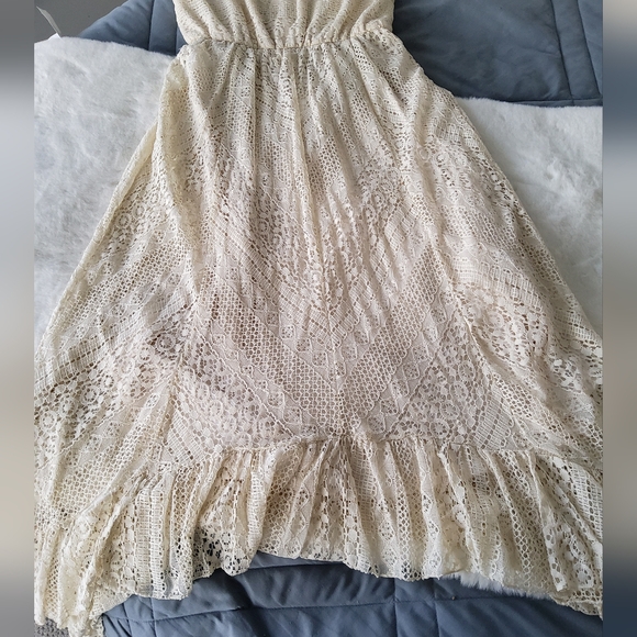 Solitaire by Ravi Khosla Crochet Hi/Lo Maxi Dress - Picture 12 of 16